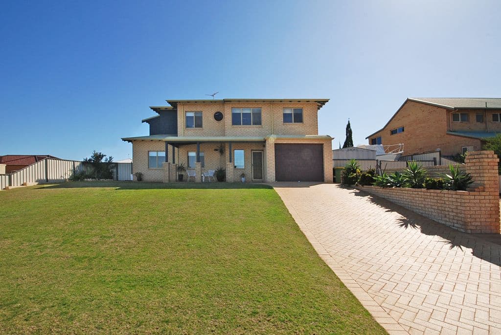 7 Karleen Lane, Jurien Bay WA 6516, Jurien Bay - Thumbnail 5