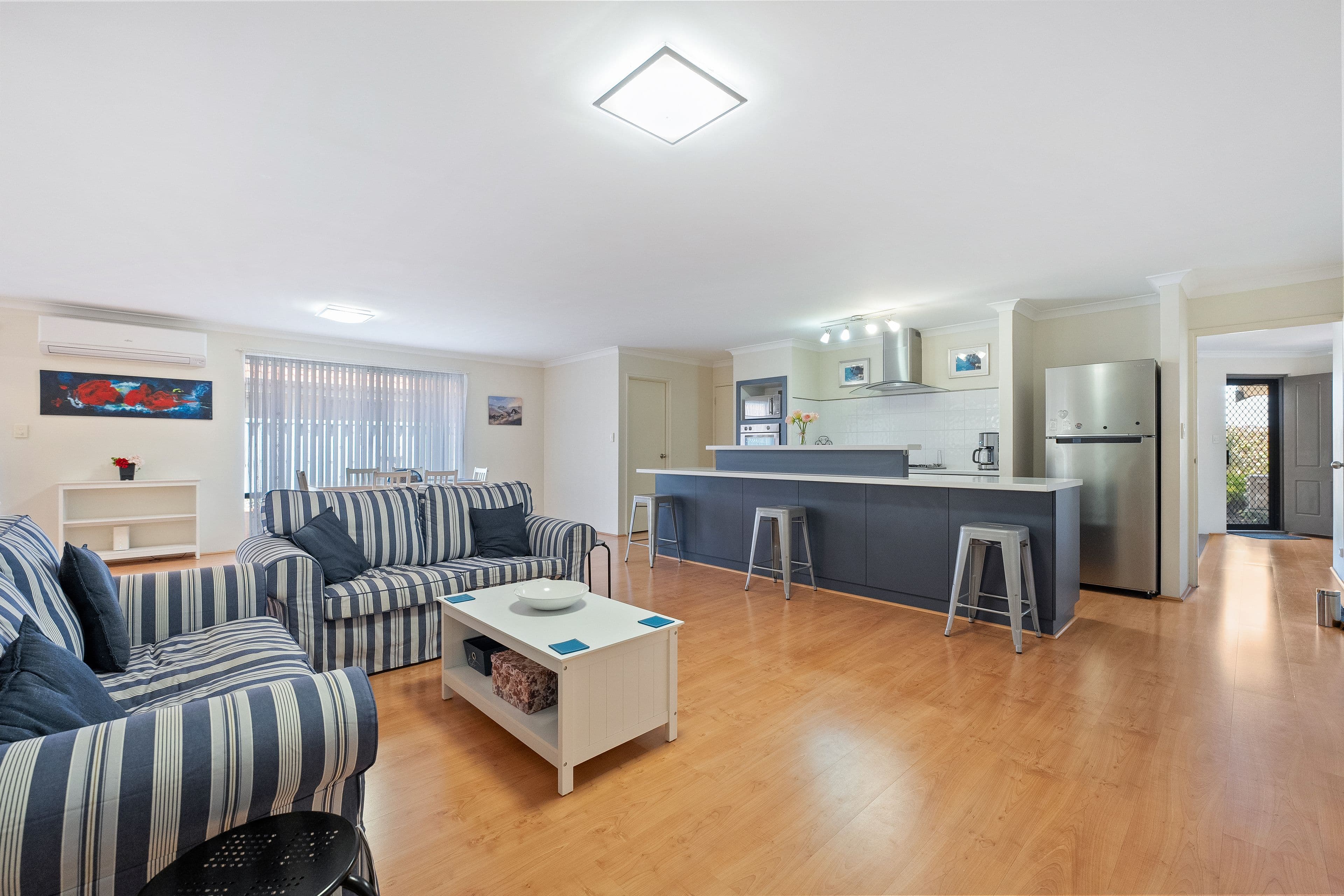 24 Flame Tree Loop, Baldivis WA 6171, Baldivis - Thumbnail 2