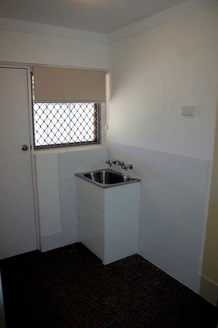 9 Watson Street, GOSNELLS WA 6110, Gosnells - Thumbnail 3