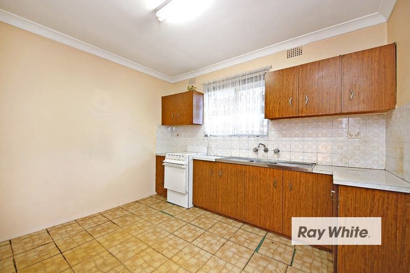 13 Doodson Avenue, LIDCOMBE NSW 2141, Lidcombe - Thumbnail 5