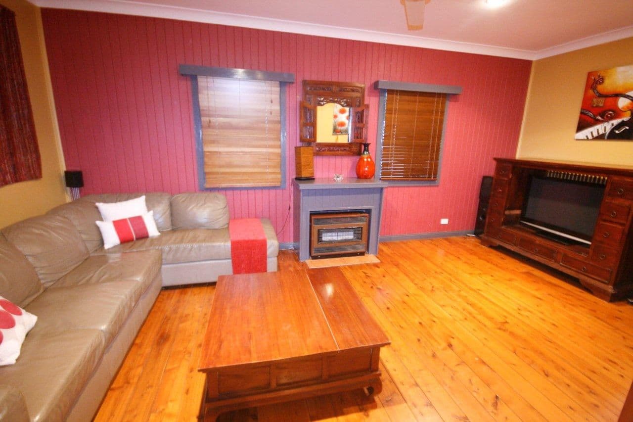 10 Donegal Street, ROCKVILLE QLD 4350, Rockville - Thumbnail 4