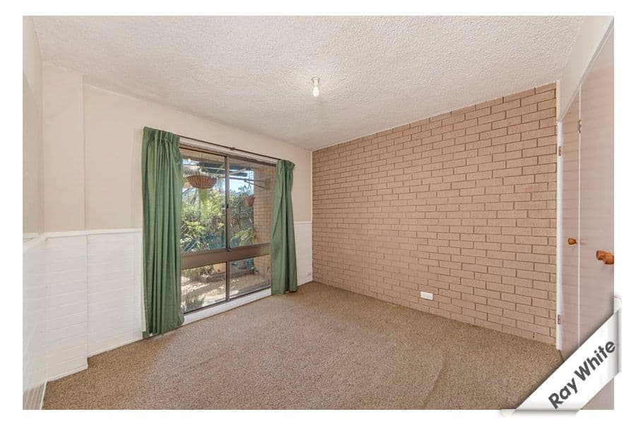 4 Heard Street, MAWSON ACT 2607, Mawson - Thumbnail 2