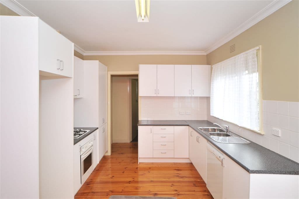 18 Green Street, BENDIGO VIC 3550, Bendigo - Thumbnail 4