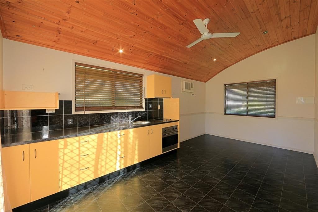 7 De Ville Court, SOUTH BINGERA QLD 4670, South Bingera - Thumbnail 6