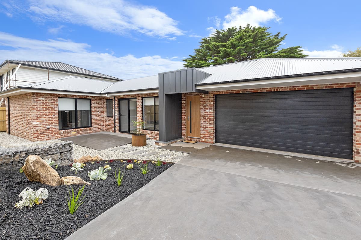 6 HOLBROOK Street, WARRNAMBOOL VIC 3280, Warrnambool - Image 1