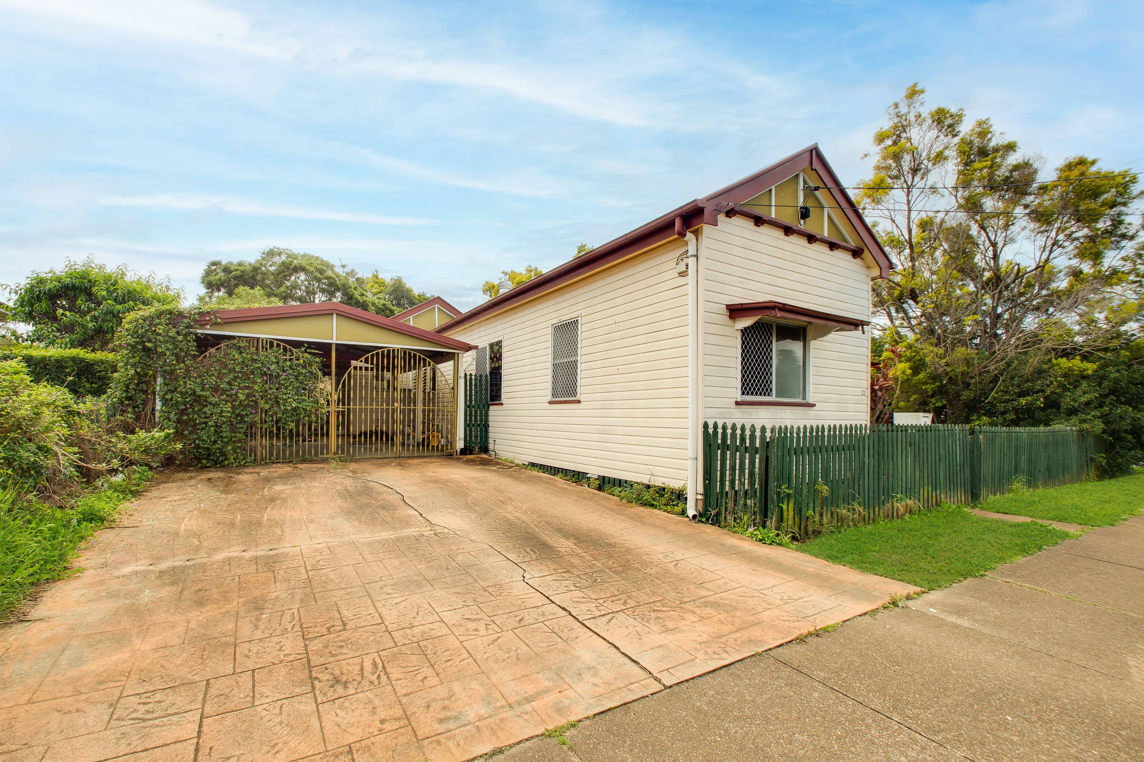 86 Blackstone Road, Silkstone QLD 4304, Silkstone - Image 1