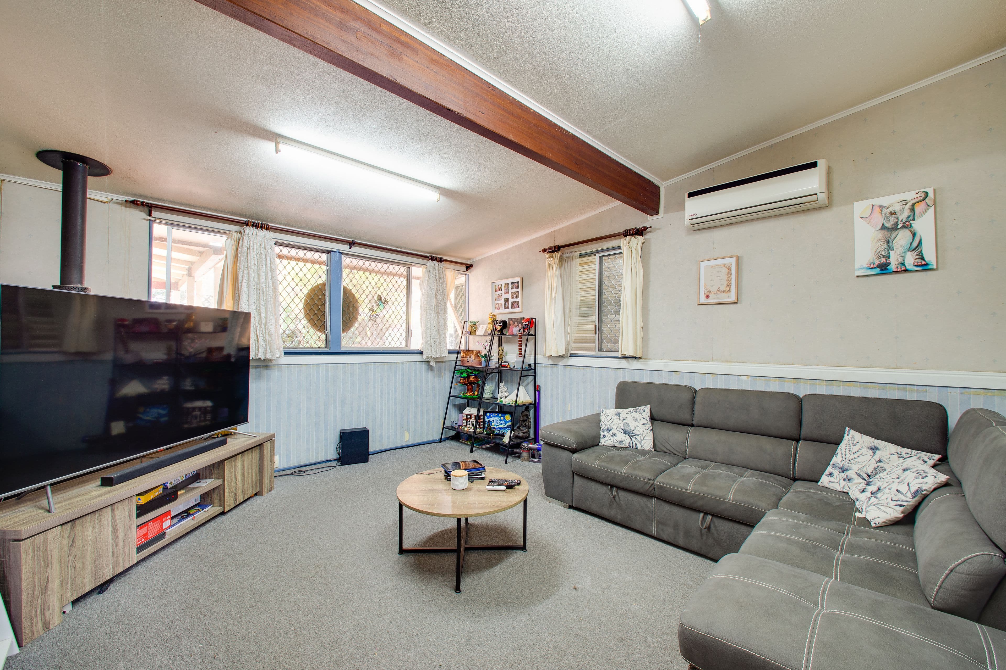 86 Blackstone Road, Silkstone QLD 4304, Silkstone - Thumbnail 3