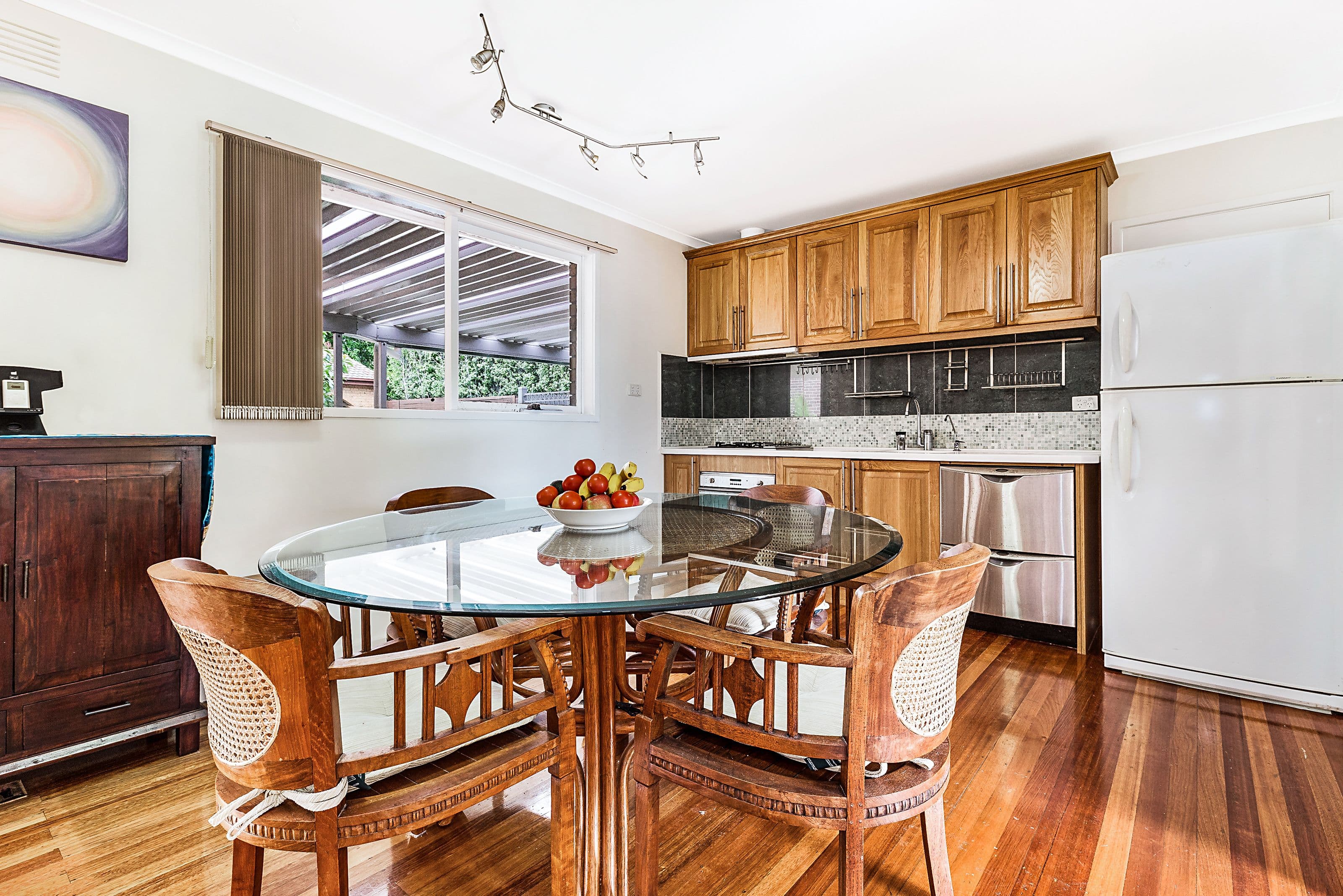 5 Pineda Court, Glen Waverley VIC 3150, Glen Waverley - Thumbnail 2