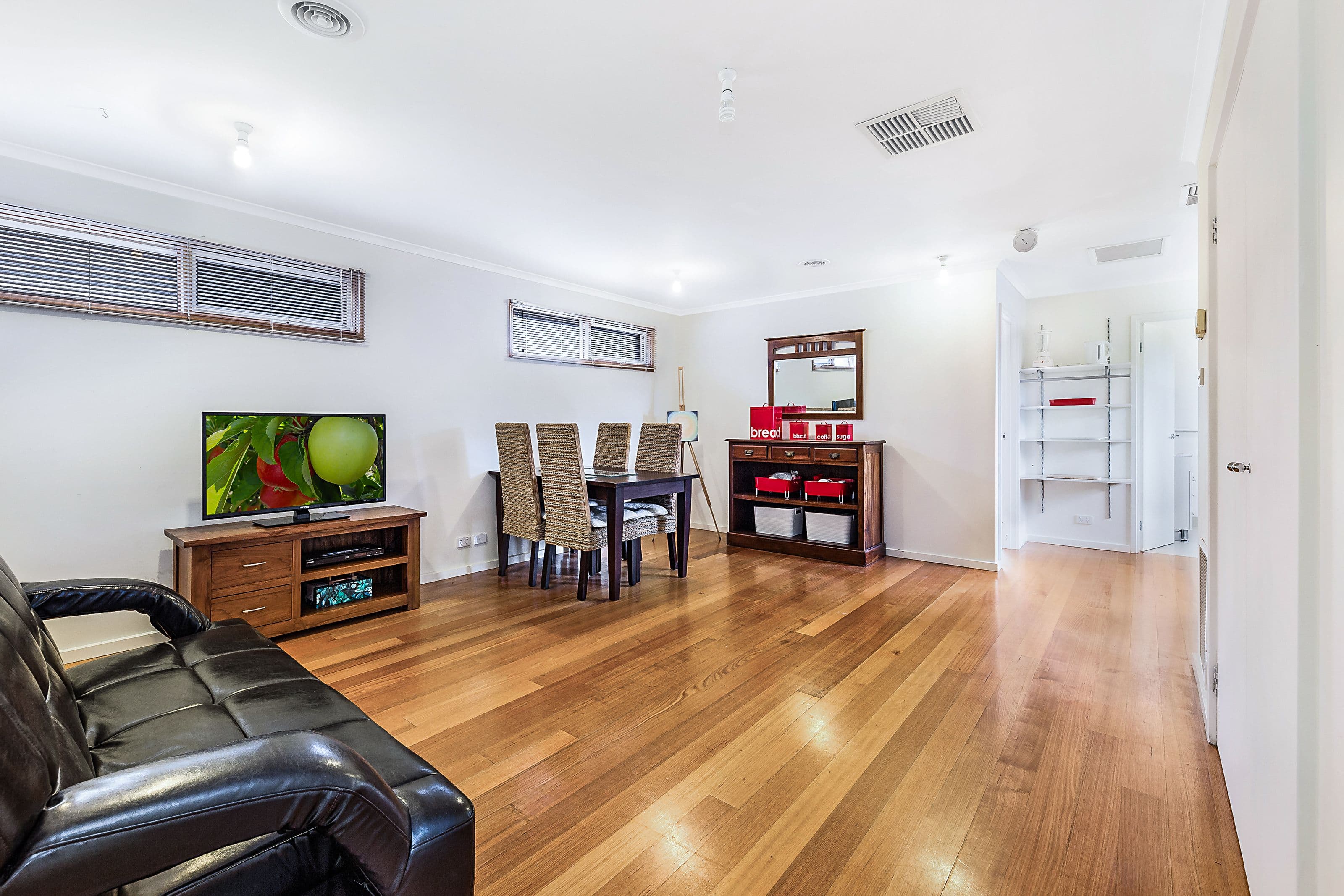 5 Pineda Court, Glen Waverley VIC 3150, Glen Waverley - Thumbnail 5