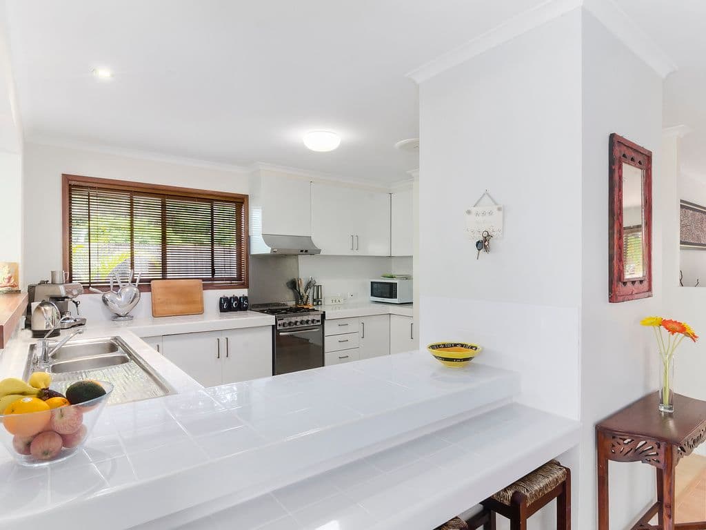 183 Simpsons Road, Elanora QLD 4221, Elanora - Thumbnail 6
