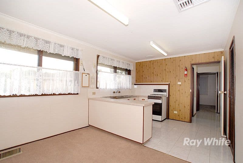 35 Jacksons Road, NOBLE PARK NORTH VIC 3174, Noble Park North - Thumbnail 2