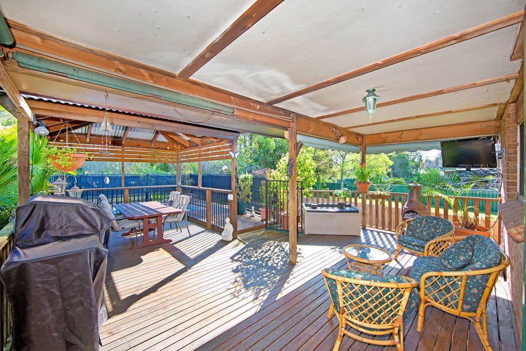 50 Lakedge Avenue, Berkeley Vale NSW 2261, Berkeley Vale - Thumbnail 2
