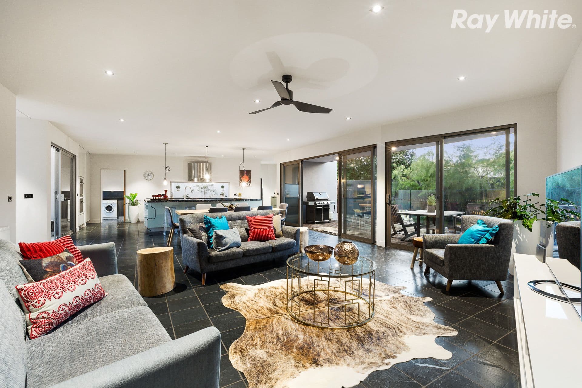 13 Bodley Street, Beaumaris VIC 3193, Beaumaris - Thumbnail 2