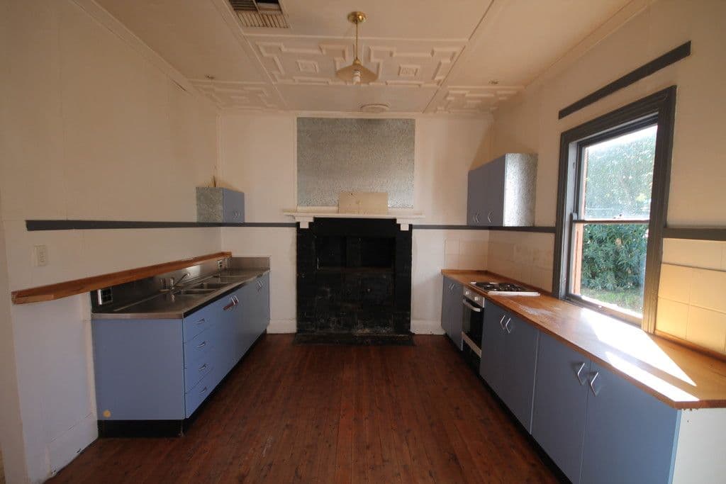 31 Brock Street, Young - Thumbnail 3