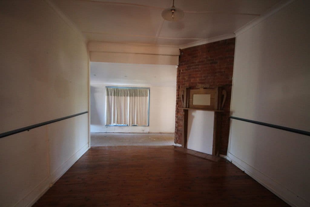 31 Brock Street, Young - Thumbnail 7