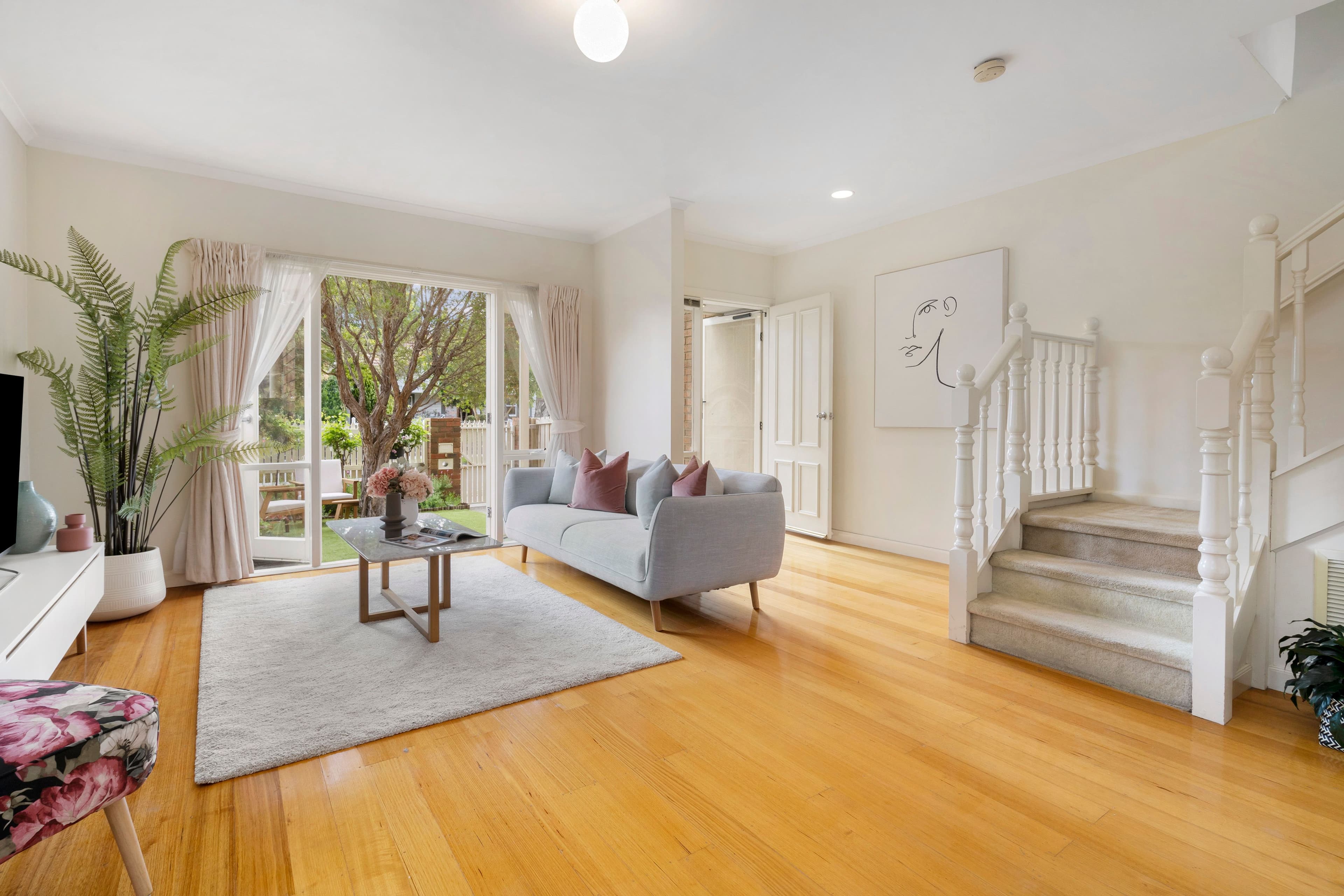32 Hobart Road, Murrumbeena VIC 3163, Murrumbeena - Thumbnail 2