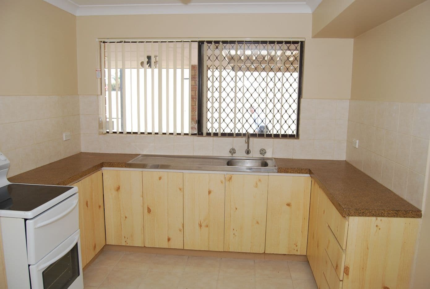 20 Compton, GOSNELLS WA 6110, Gosnells - Thumbnail 3