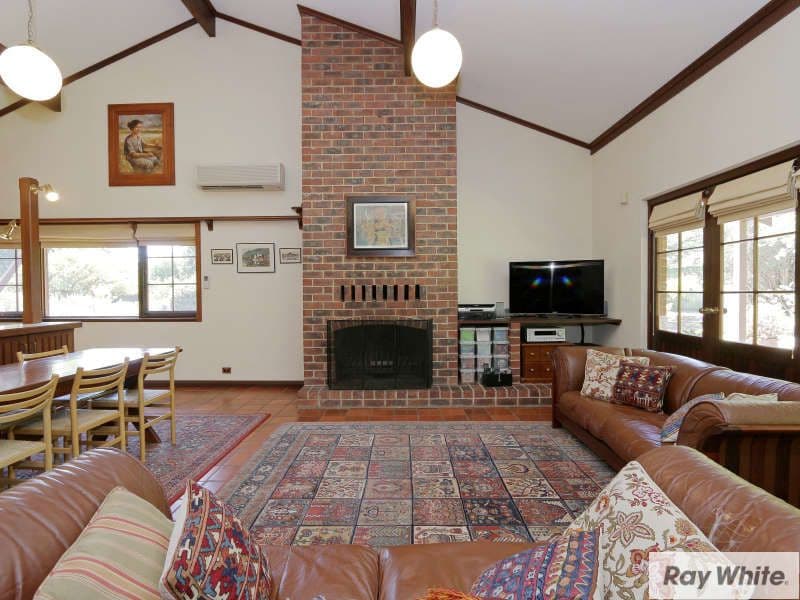 70 Elizabeth Street, East Cannington WA 6107, East Cannington - Thumbnail 2