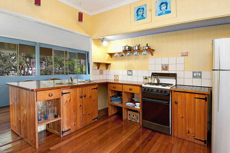 21 Brown Street, BARDON QLD 4065, Bardon - Thumbnail 4