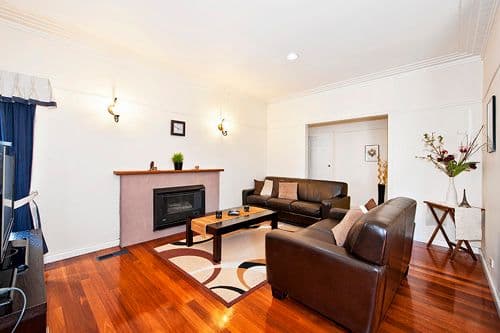 33 Erskine Road, MACLEOD VIC 3085, Macleod - Thumbnail 2
