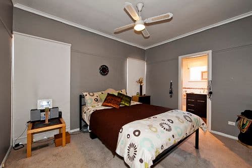 33 Erskine Road, MACLEOD VIC 3085, Macleod - Thumbnail 4
