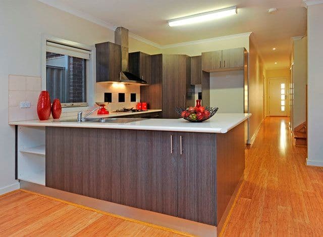 18 Suffolk Street, RESERVOIR VIC 3073, Reservoir - Thumbnail 7