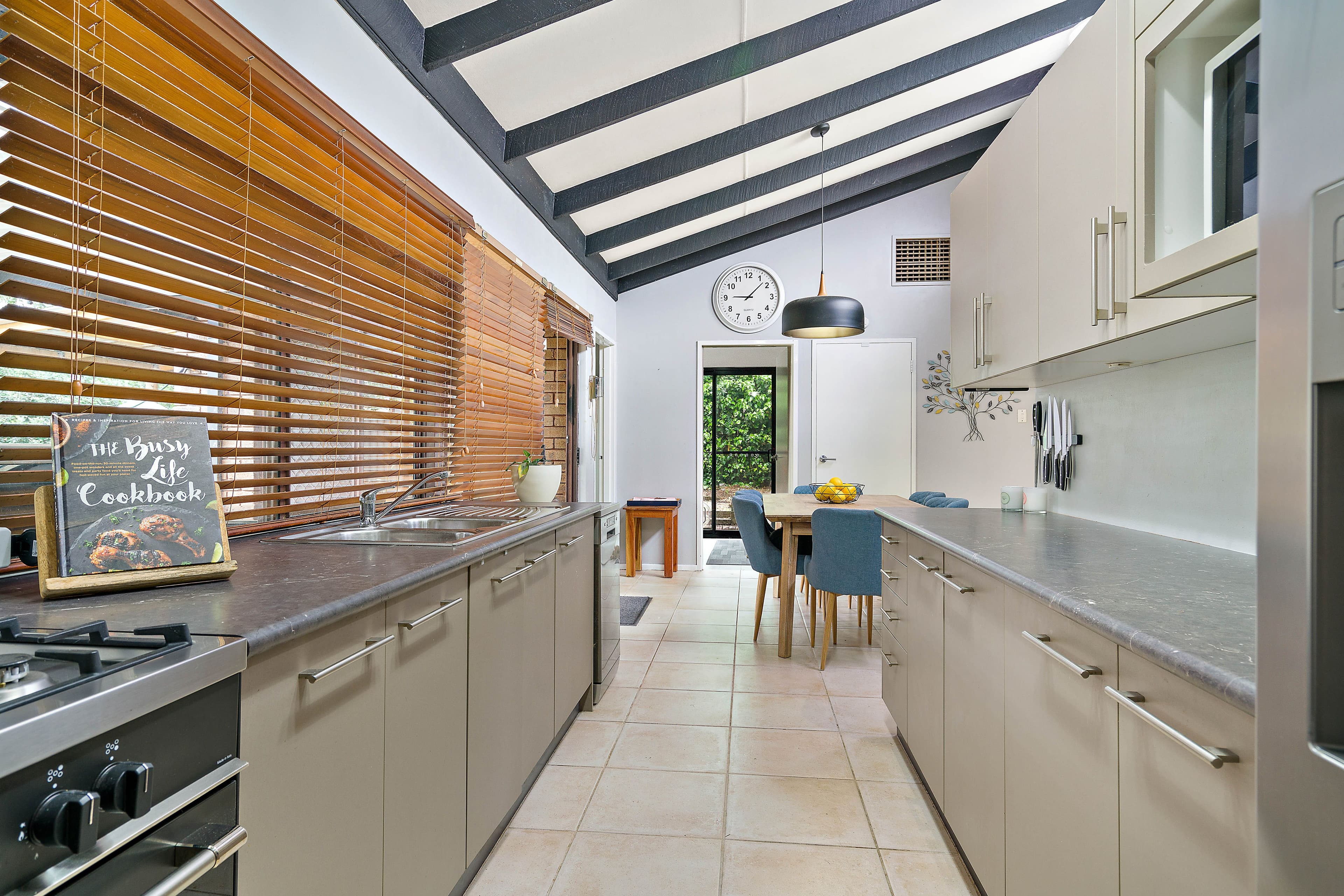 9 Hayes Court, Thornlie WA 6108, Thornlie - Image 1