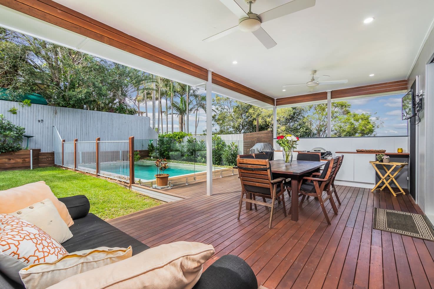 26 Raffles Street, Mount Gravatt East QLD 4122, Mount Gravatt East - Image 1