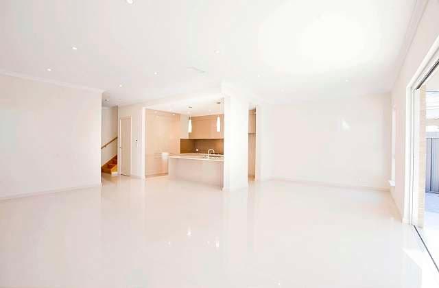 80A Martin Court, WEST LAKES SA 5021, West Lakes - Thumbnail 4