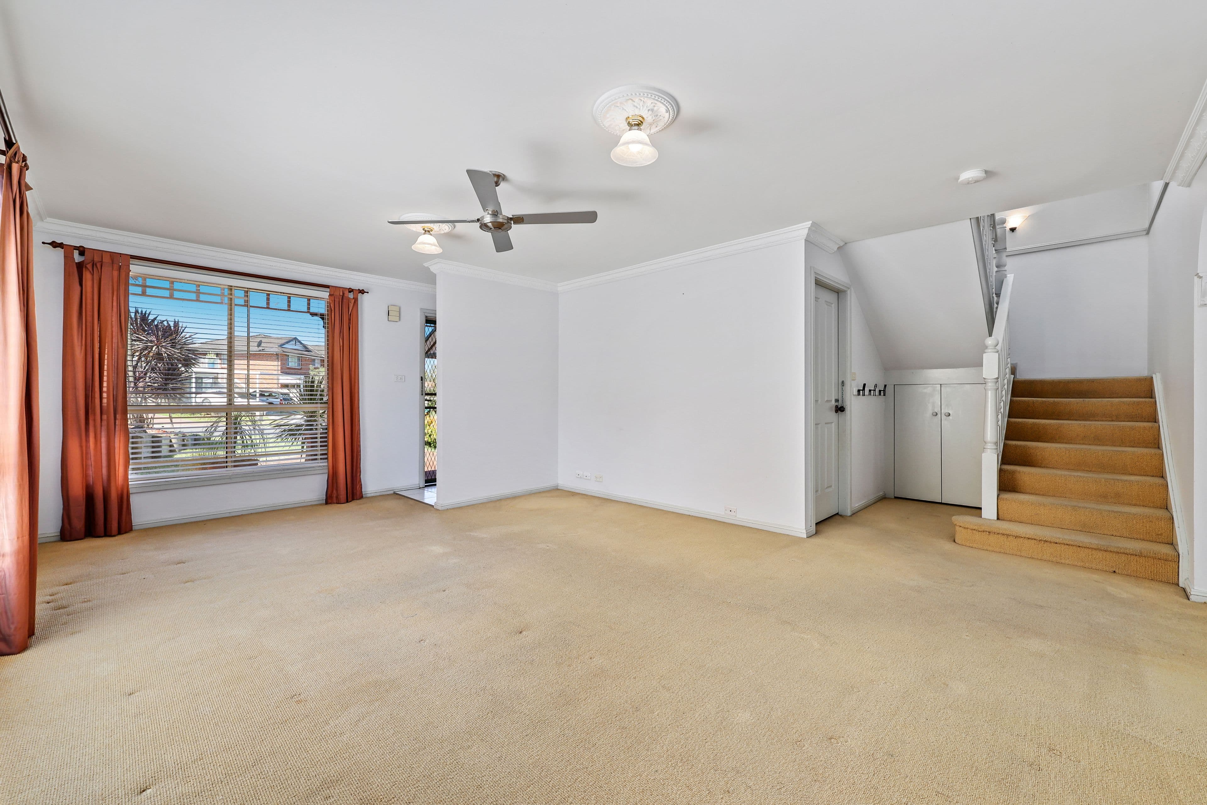 18 Harpur Place, Casula NSW 2170, Casula - Thumbnail 2