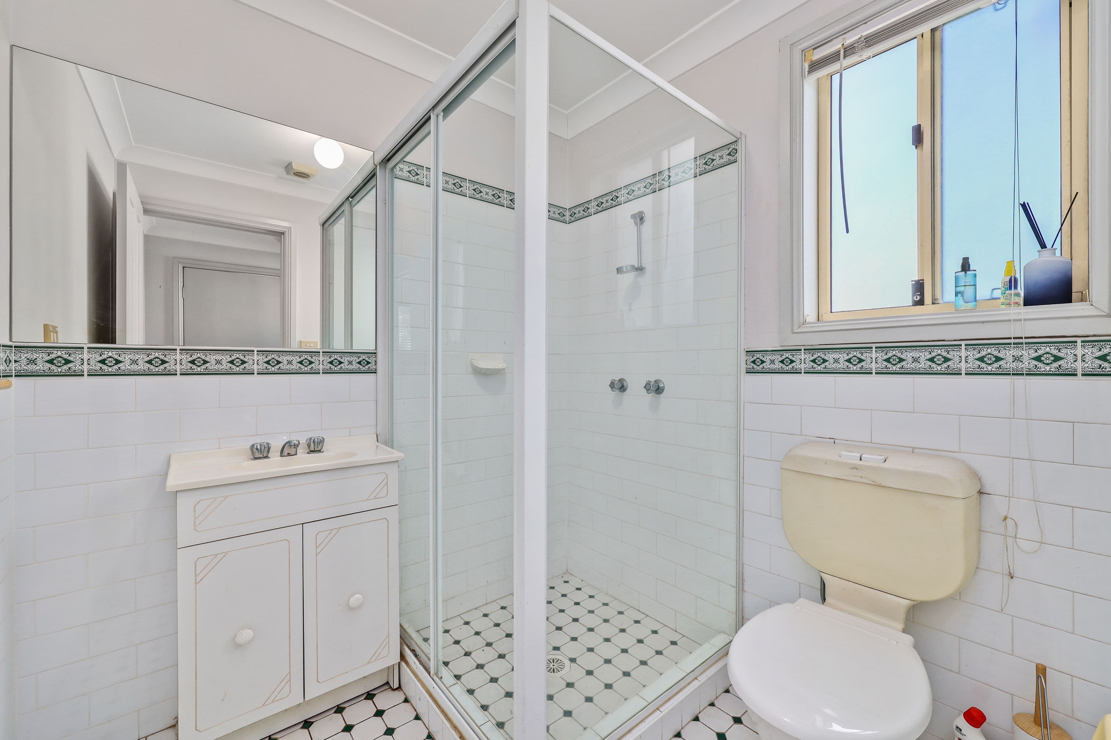 18 Harpur Place, Casula NSW 2170, Casula - Thumbnail 8