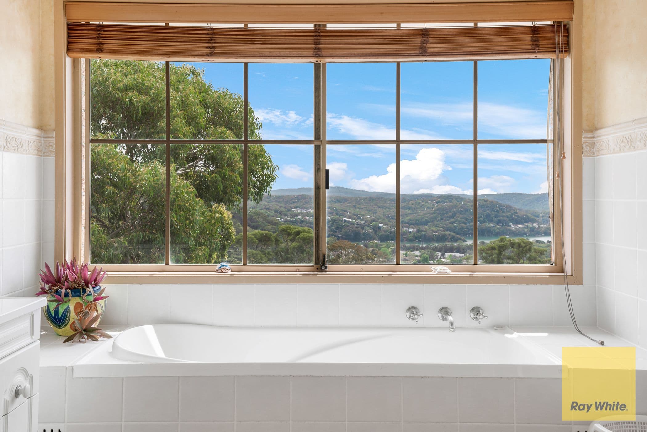 70 Kingsview Drive, Umina Beach NSW 2257, Umina Beach - Thumbnail 4