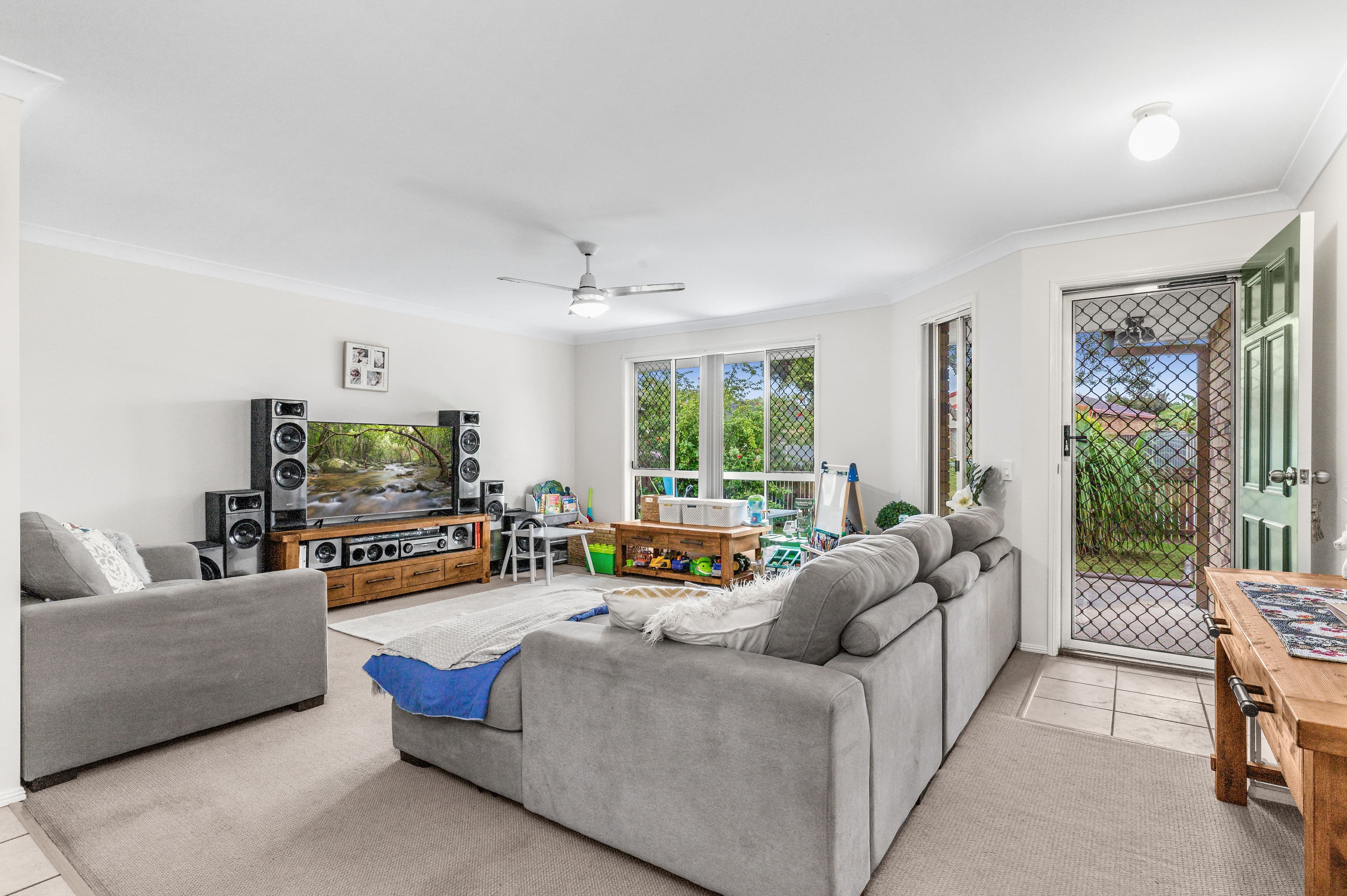 9 Petunia Close, Fitzgibbon QLD 4018, Fitzgibbon - Thumbnail 2