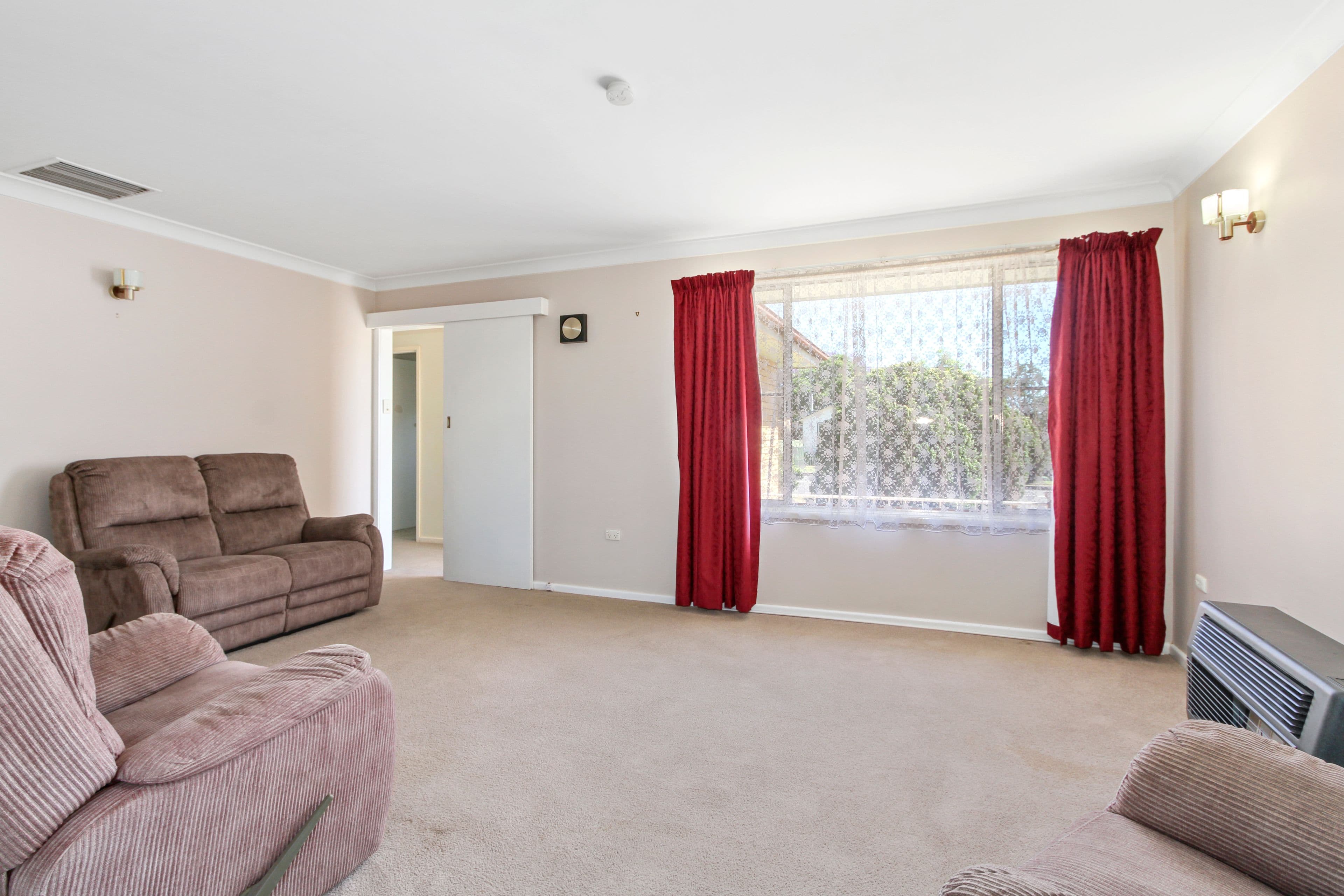21 Wilburtree Street, Tamworth NSW 2340, Tamworth - Thumbnail 2