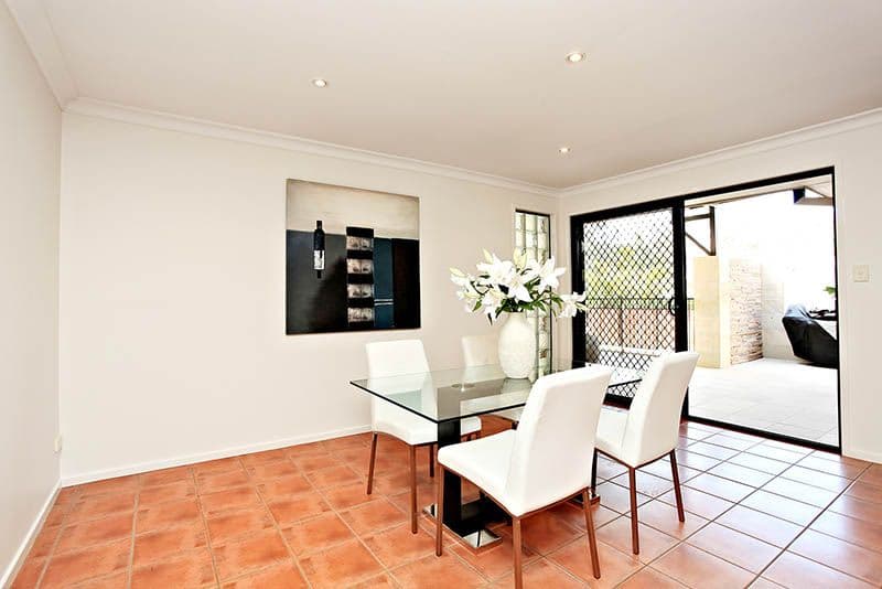 20 Wyncroft Street, HOLLAND PARK QLD 4121, Holland Park - Thumbnail 8