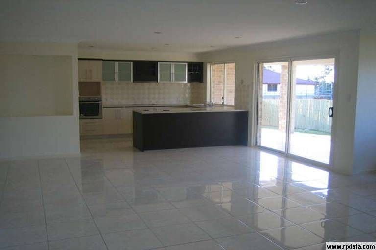 24 Young Place, RUNCORN QLD 4113, Runcorn - Thumbnail 4