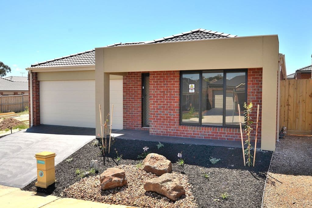 22 Sunridge Drive, MERNDA VIC 3754, Mernda - Thumbnail 2