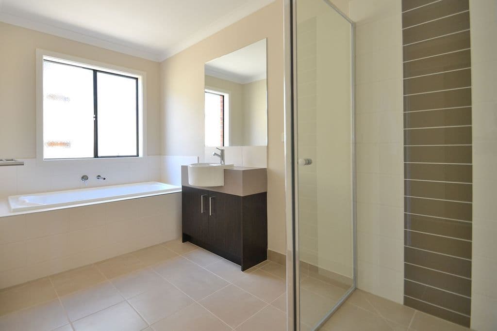 22 Sunridge Drive, MERNDA VIC 3754, Mernda - Thumbnail 3