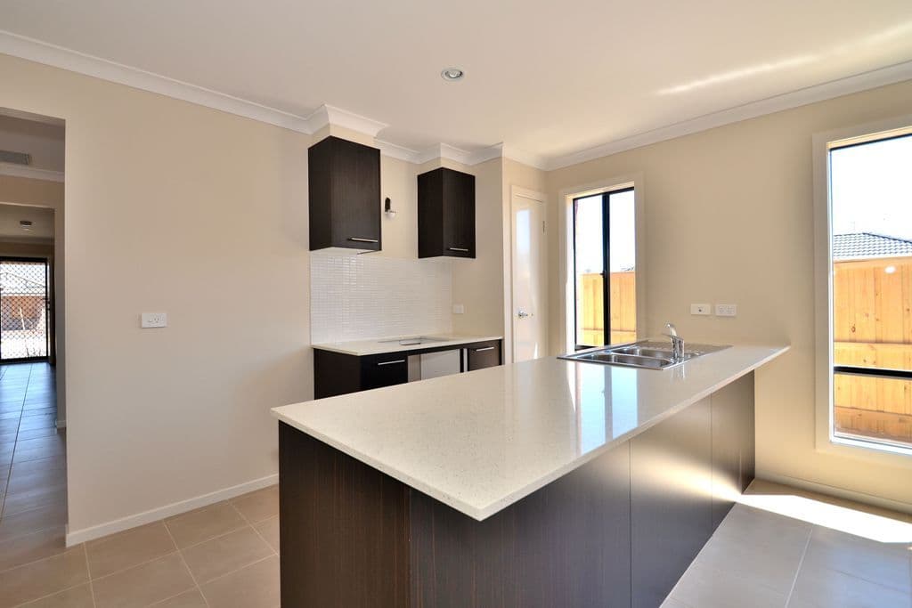 22 Sunridge Drive, MERNDA VIC 3754, Mernda - Thumbnail 5