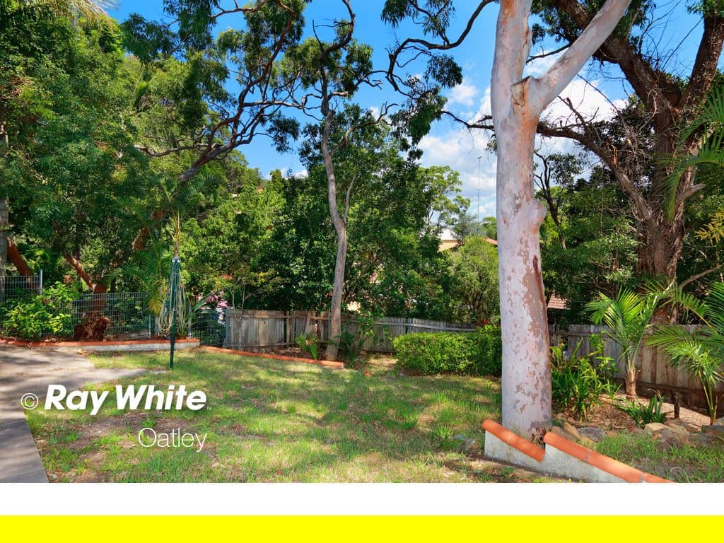 4 Maple Street, LUGARNO NSW 2210, Lugarno - Thumbnail 5