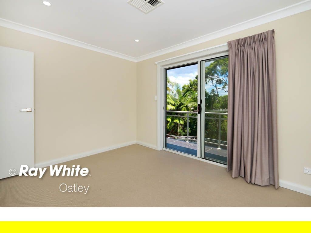 4 Maple Street, LUGARNO NSW 2210, Lugarno - Thumbnail 7