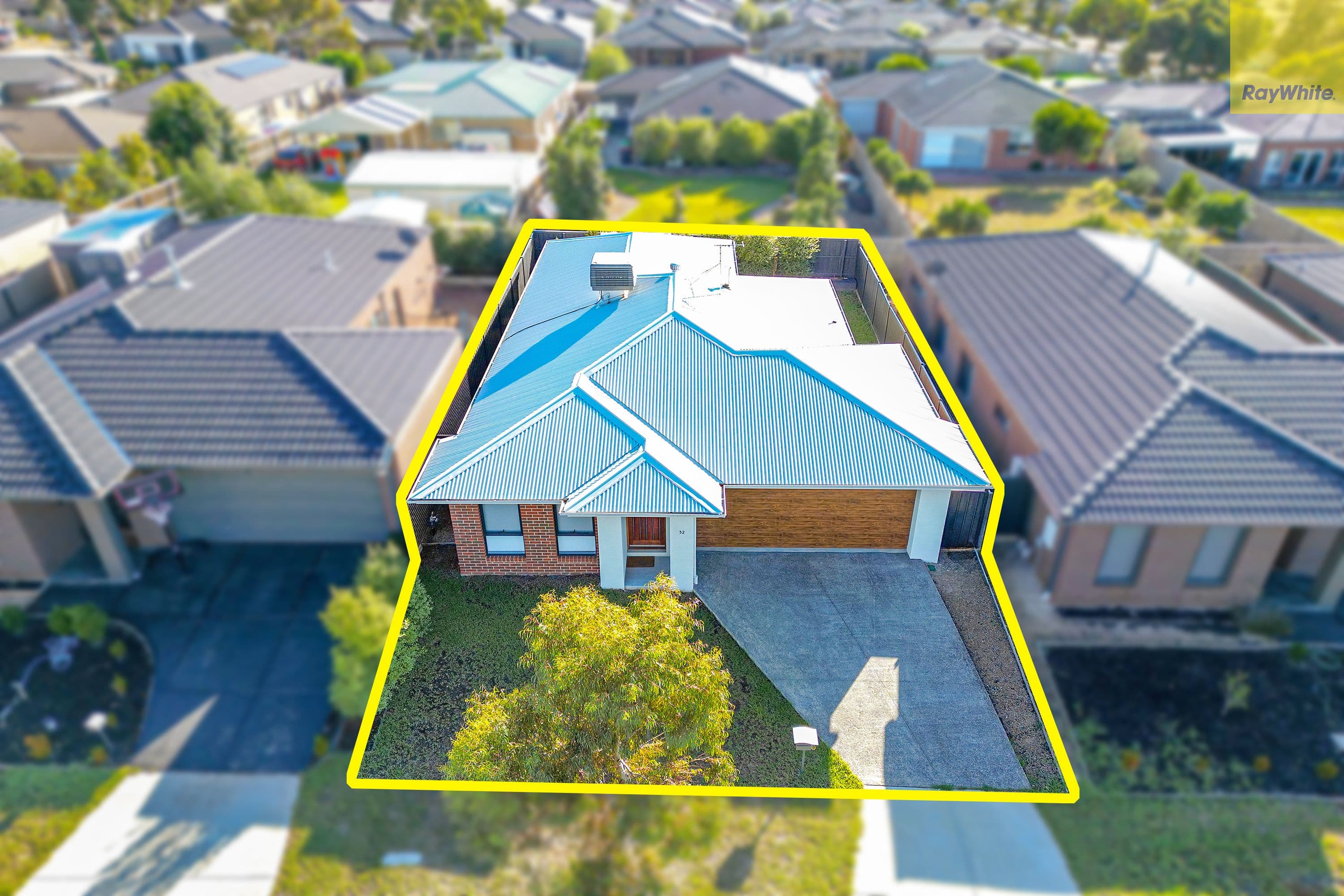 32 Simmons Drive, Bacchus Marsh VIC 3340, Bacchus Marsh - Thumbnail 3