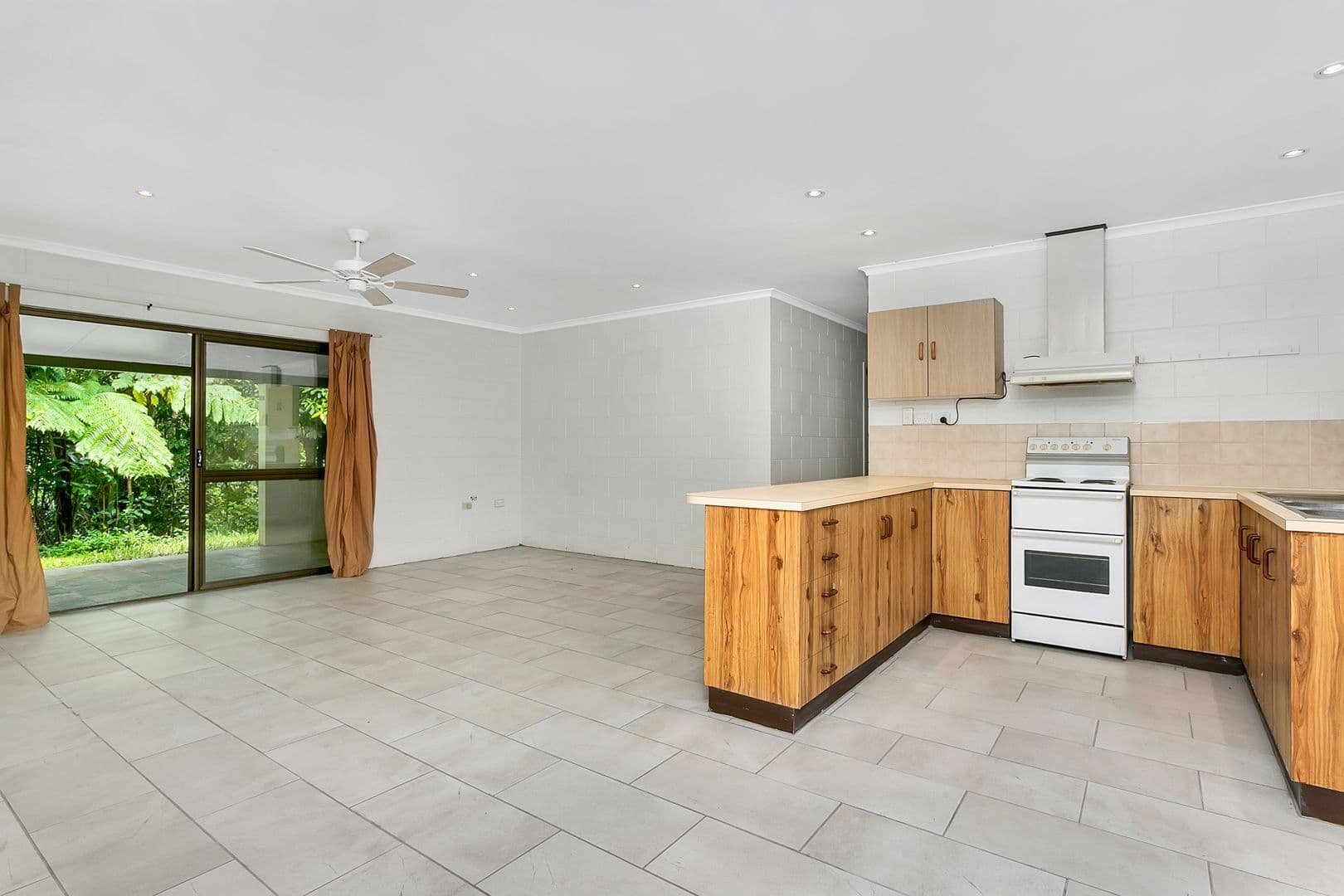 14 Shane Court, Kuranda QLD 4881, Kuranda - Thumbnail 2