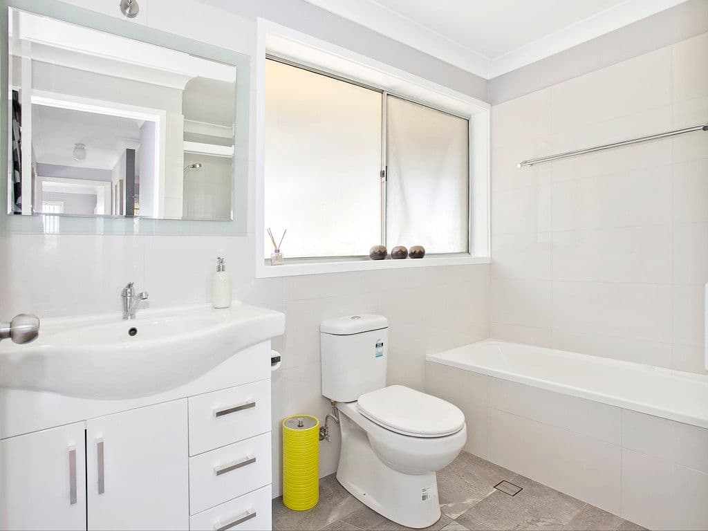 2 Kooraban Street, Waterfall - Thumbnail 8