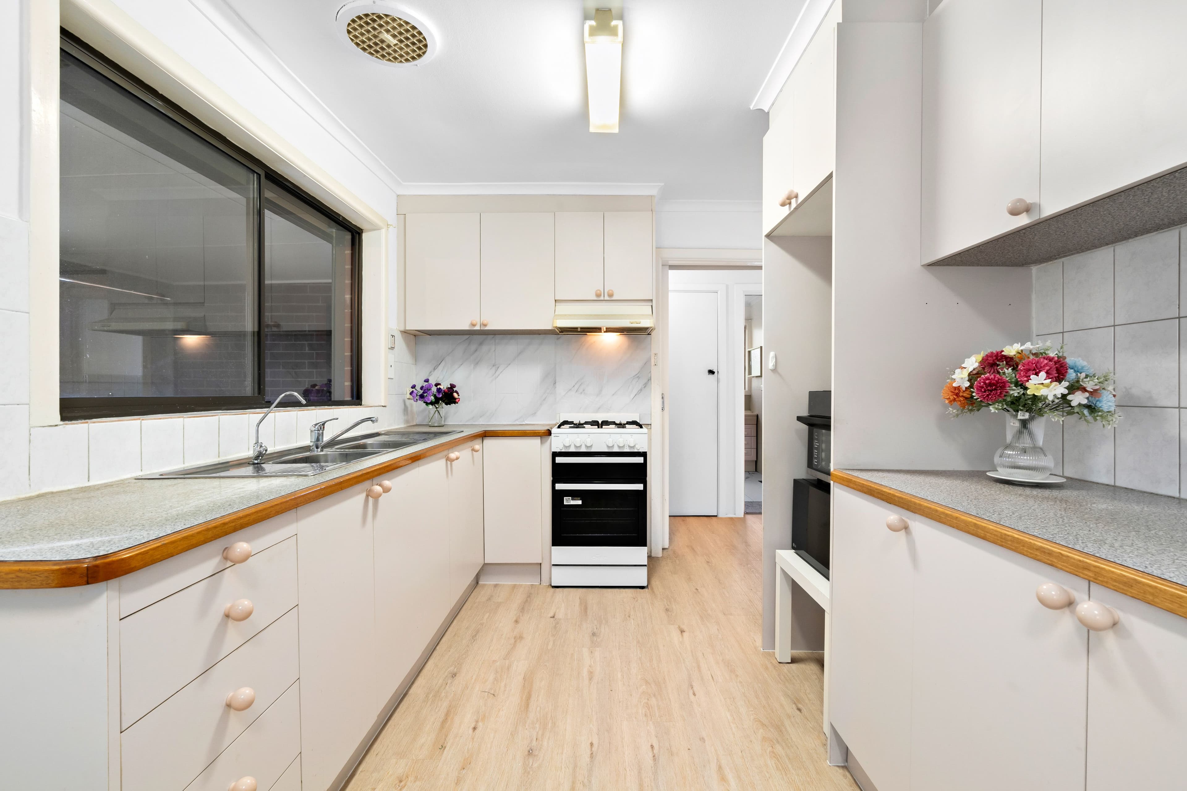 6 Cobden Street, Campbellfield VIC 3061, Campbellfield - Thumbnail 4