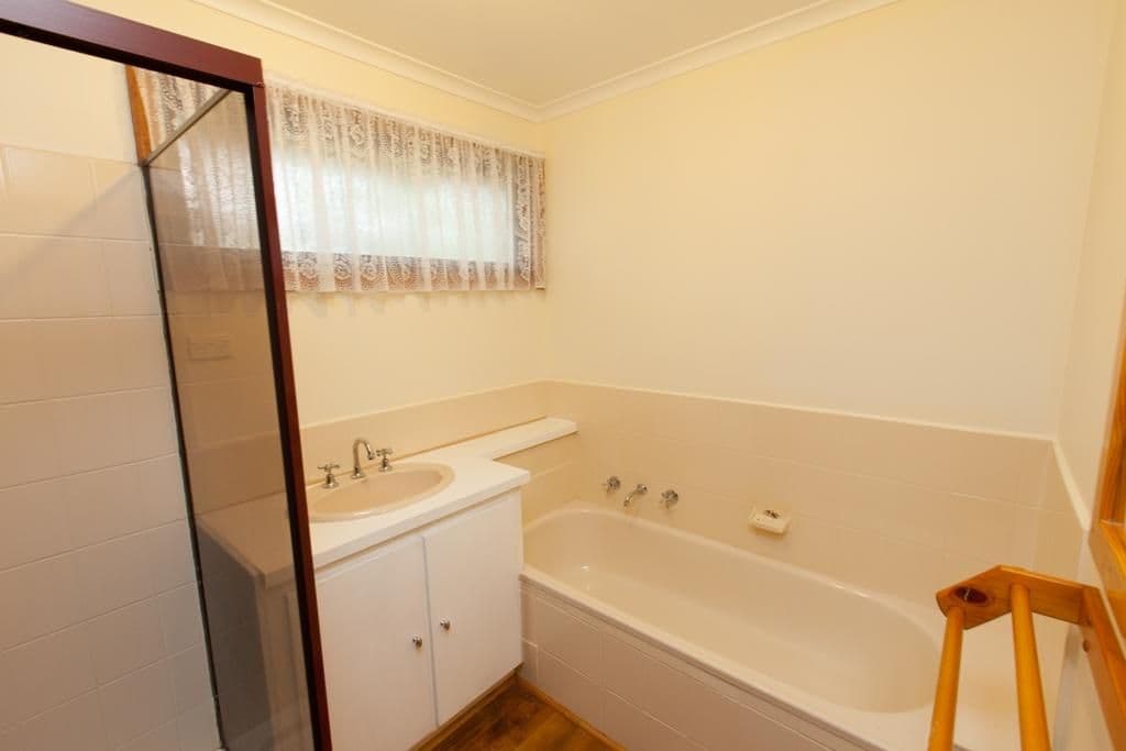 255 Elizabeth Drive, SUNBURY VIC 3429, Sunbury - Thumbnail 4