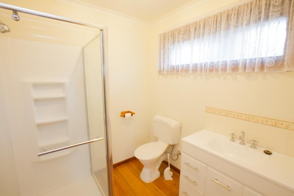 255 Elizabeth Drive, SUNBURY VIC 3429, Sunbury - Thumbnail 5