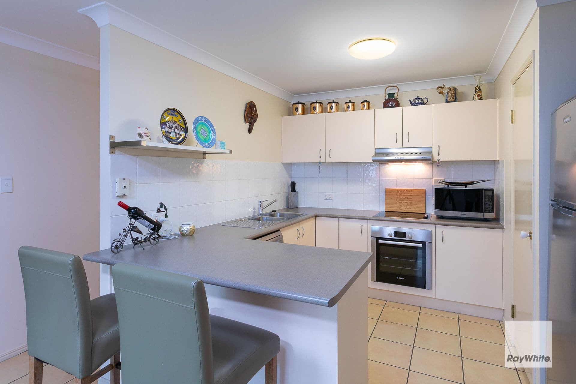 10 Spinnaker Circuit, Redland Bay QLD 4165, Redland Bay - Thumbnail 2