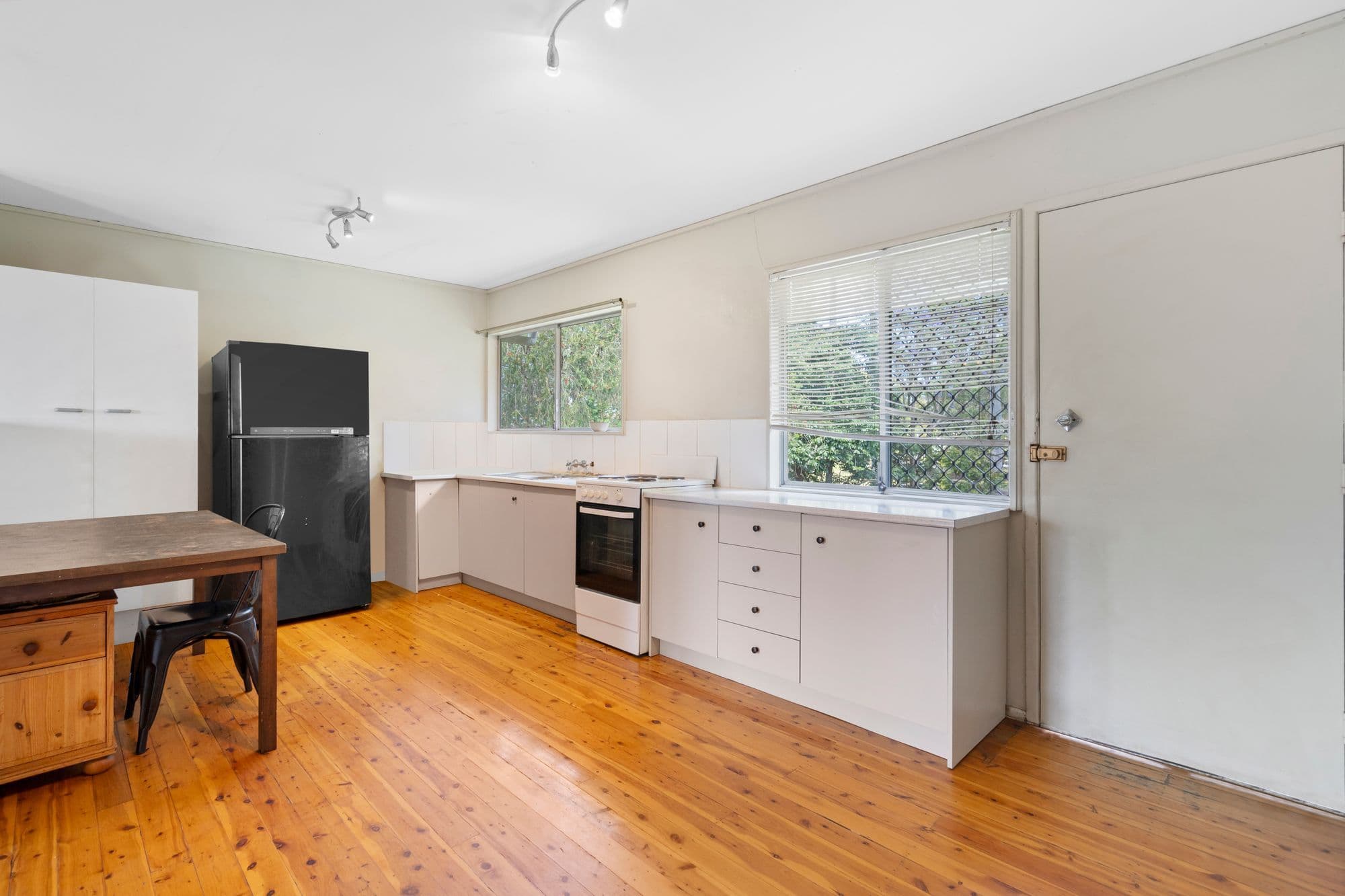 19 Brownhill Street, Logan Central QLD 4114, Logan Central - Thumbnail 4
