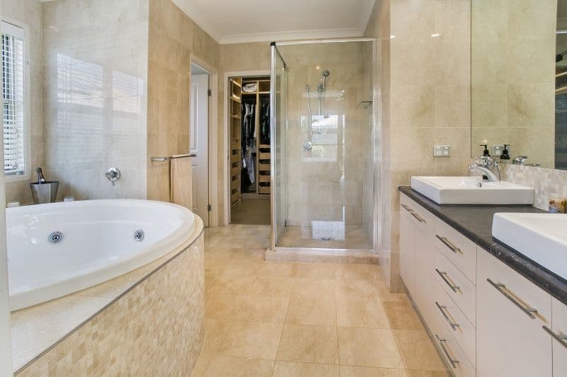 107 Sinnamon Road, SINNAMON PARK QLD 4073, Sinnamon Park - Thumbnail 8
